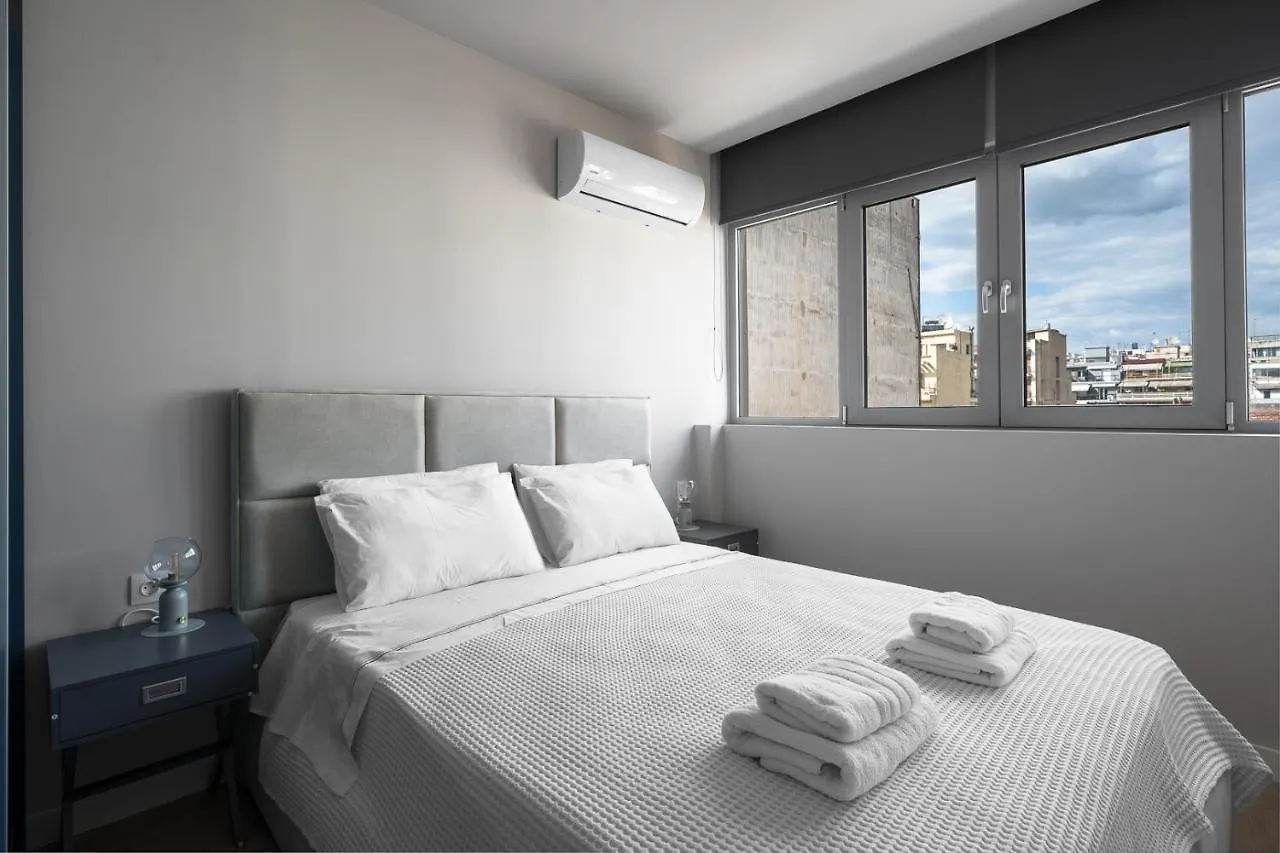 סלוניקי #Luxlikehome Lux Locals 1 0*,